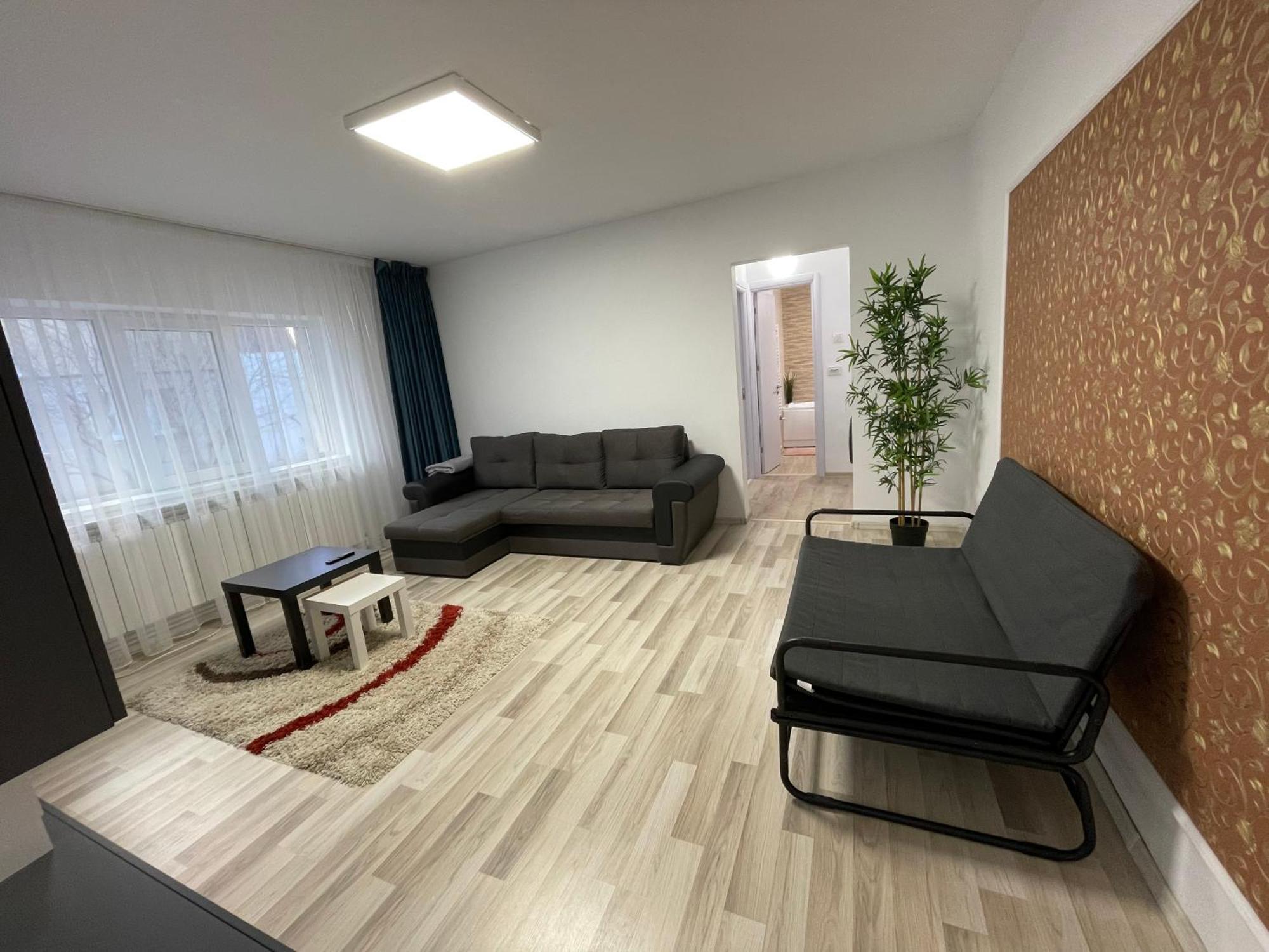 Grove Apartment Buzău Exteriör bild